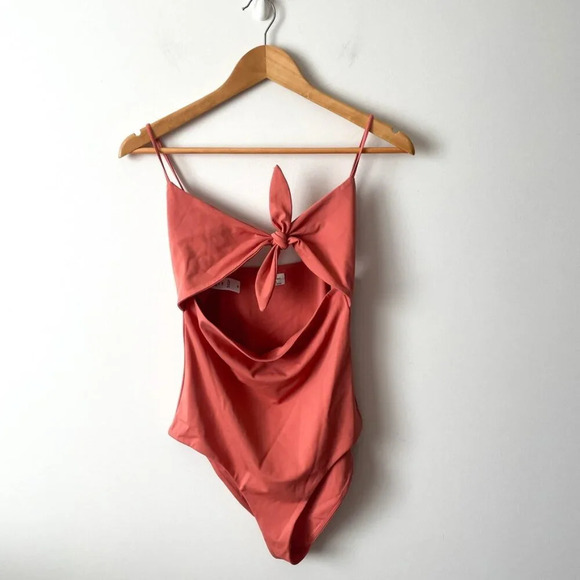 Aritzia Wilfred Noe Bodysuit Bathing Suit NWT Melon Blush Pink Size Medium - Picture 3 of 10